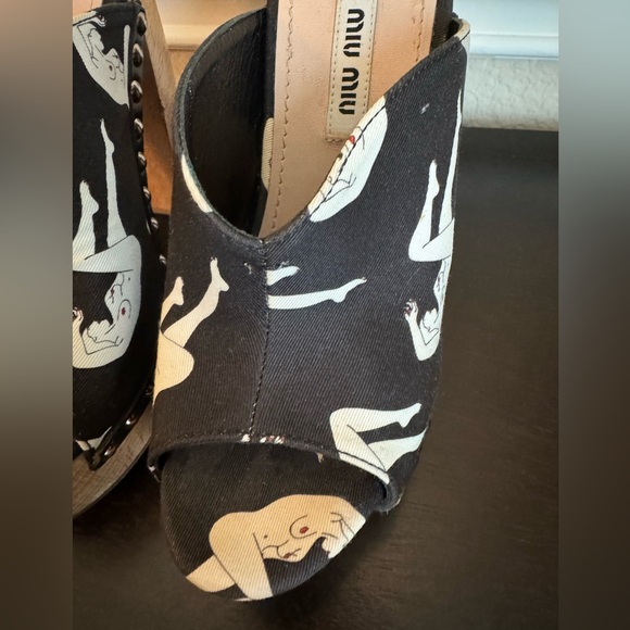 Miu Miu “Abstract Printed Naked Clogs” - Picture 6 of 10